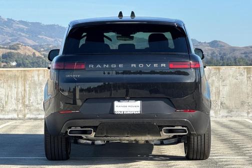 2025 Land Rover Range Rover Sport P360 SE