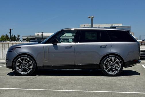 Eiger Grey 2026 Land Rover Range Rover P400 SE 7 Seat