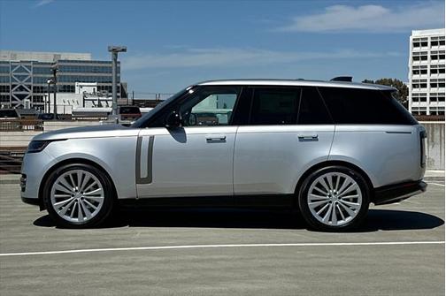 2025 Land Rover Range Rover P530 SE