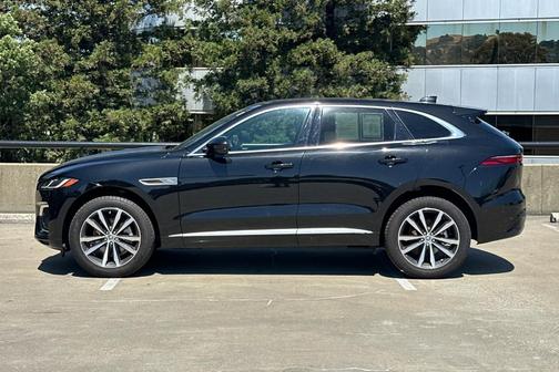2024 Jaguar F-PACE P250 R-Dynamic S