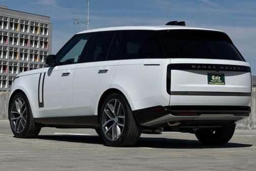 2025 Land Rover Range Rover P400 SE