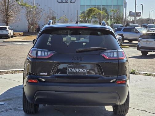 2021 Jeep Cherokee Altitude