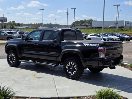 2023 Toyota Tacoma TRD Off-Road