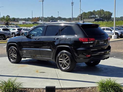 2016 Jeep Grand Cherokee 75th Anniversary