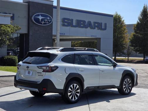 2024 Subaru Outback Touring XT