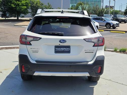 2022 Subaru Outback Touring XT