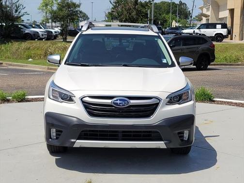 2022 Subaru Outback Touring XT