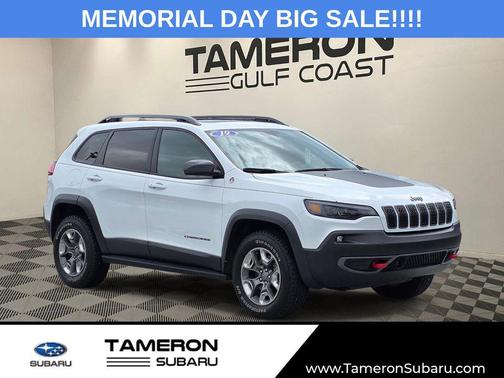 Bright White Clearcoat 2019 Jeep Cherokee Trailhawk Elite