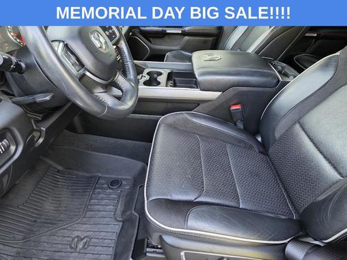 Bright White Clearcoat 2023 RAM 1500 Laramie