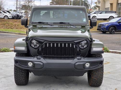 2023 Jeep Gladiator Willys 4x4