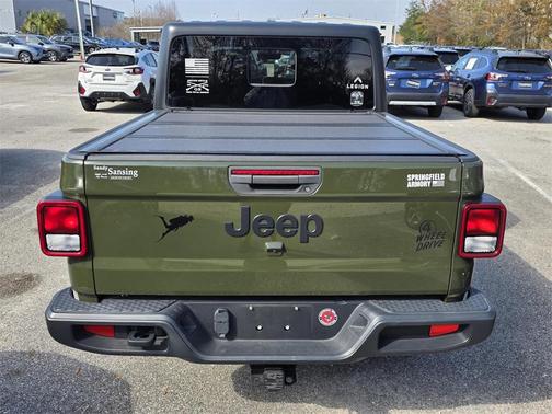 2023 Jeep Gladiator Willys 4x4