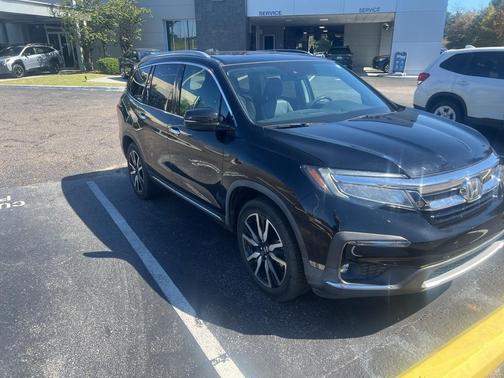 2020 Honda Pilot Touring 8-Passenger