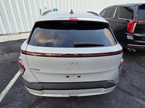 2024 Hyundai KONA EV SEL