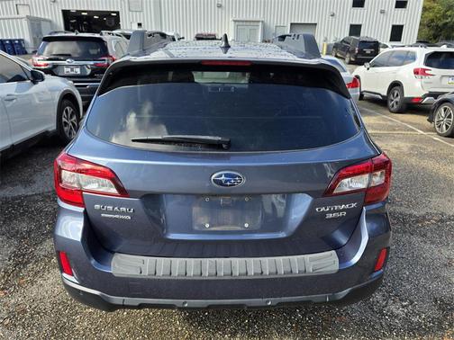 2017 Subaru Outback 3.6R Limited