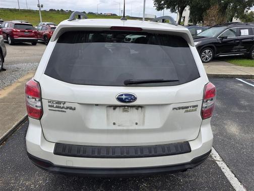 2015 Subaru Forester 2.5i Touring