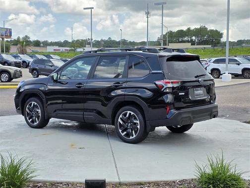 2025 Subaru Forester Hybrid Premium