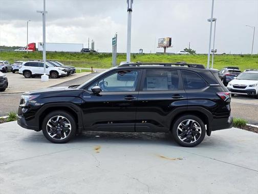 2025 Subaru Forester Hybrid Premium