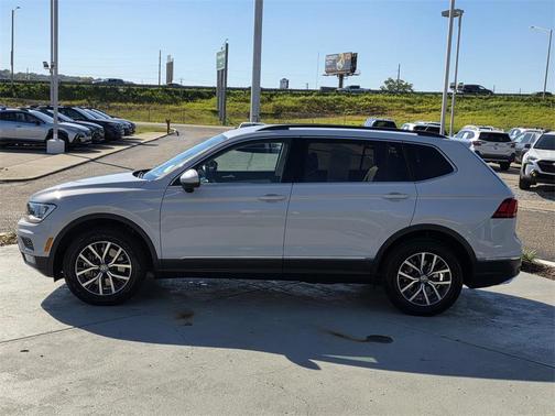 2018 Volkswagen Tiguan 2.0T SEL