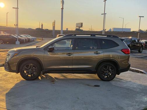 Green 2026 Subaru Ascent Onyx Edition Touring 7-Passenger