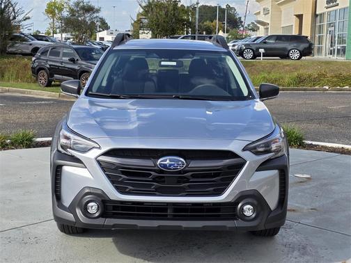 2025 Subaru Outback Base
