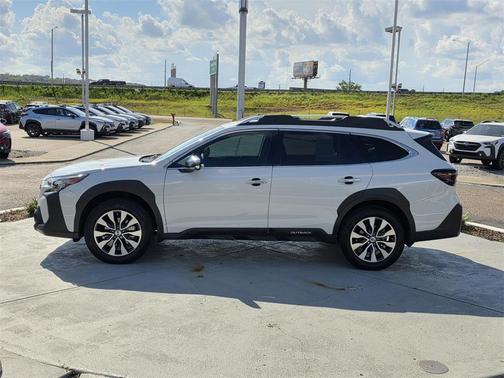 2023 Subaru Outback Touring XT