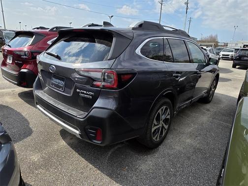 2022 Subaru Outback Touring