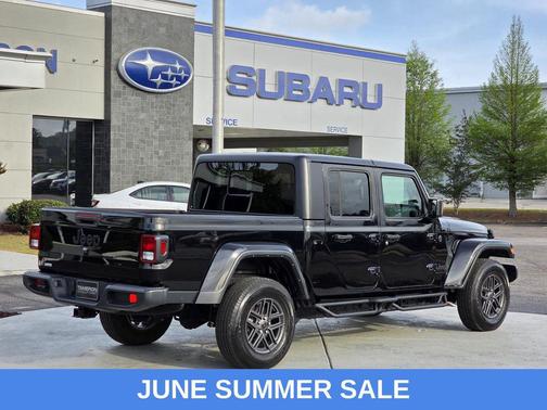 Black Clearcoat 2024 Jeep Gladiator Sport S
