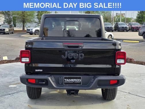 Black Clearcoat 2024 Jeep Gladiator Sport S