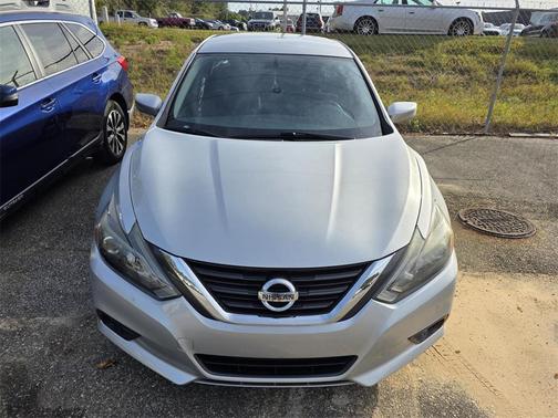 2017 Nissan Altima 2.5 SR