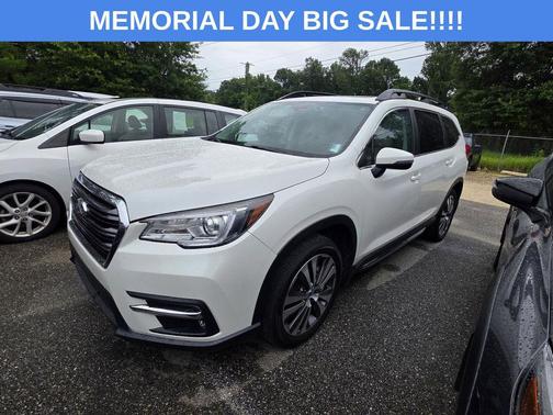 Crystal White Pearl 2022 Subaru Ascent Limited 7-Passenger