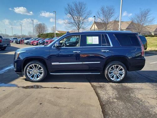 2020 Cadillac Escalade Luxury