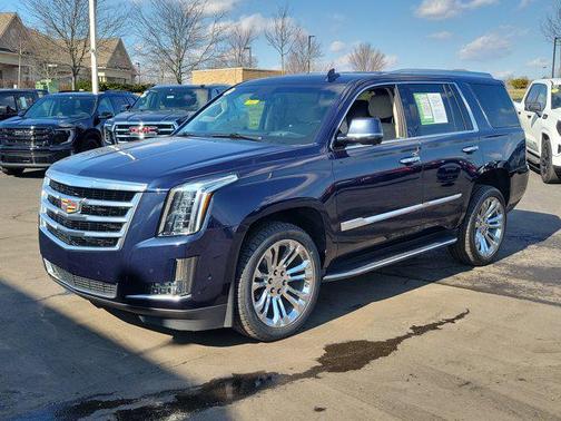 2020 Cadillac Escalade Luxury