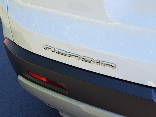 2023 GMC Acadia FWD SLT