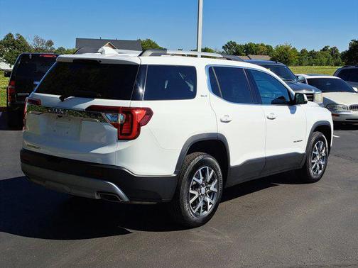 2023 GMC Acadia FWD SLT