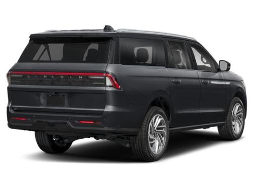 Infinite Black Metallic Clearcoat 2025 Lincoln Navigator Reserve