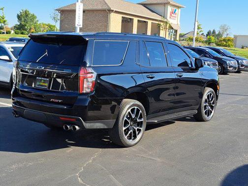 2022 Chevrolet Tahoe 4WD RST