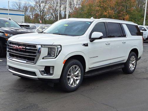 2022 GMC Yukon XL SLT
