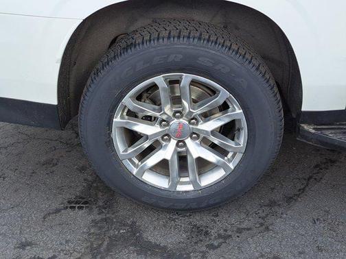 2022 GMC Yukon XL SLT