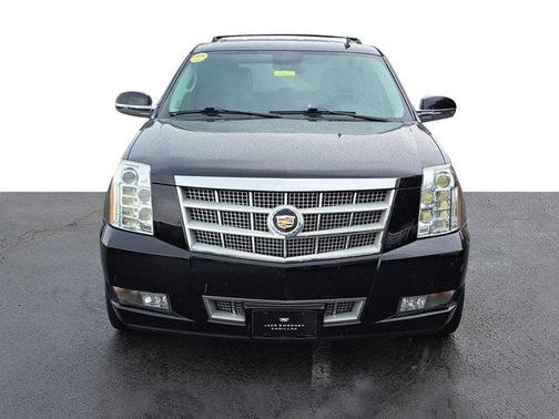2013 Cadillac Escalade Platinum Edition