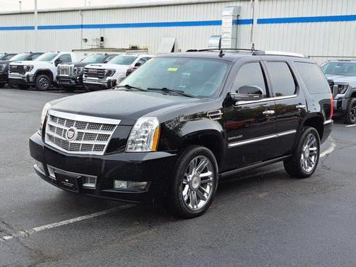 2013 Cadillac Escalade Platinum Edition