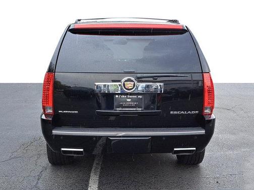 2013 Cadillac Escalade Platinum Edition