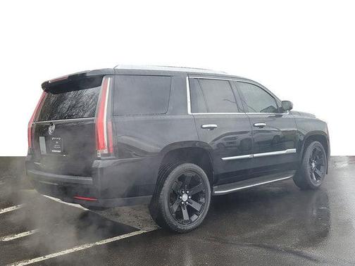 2015 Cadillac Escalade Luxury