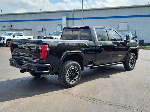Onyx Black 2024 GMC Sierra 2500 Denali Ultimate