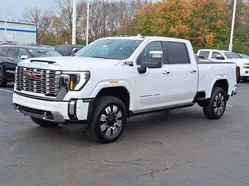 2024 GMC Sierra 2500 Denali