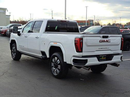 2024 GMC Sierra 2500 Denali