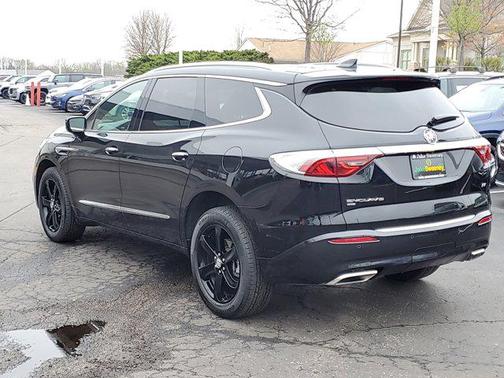 2023 Buick Enclave Essence AWD