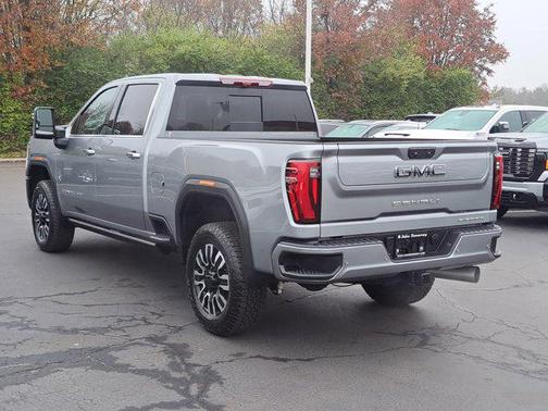 2024 GMC Sierra 2500 Denali Ultimate