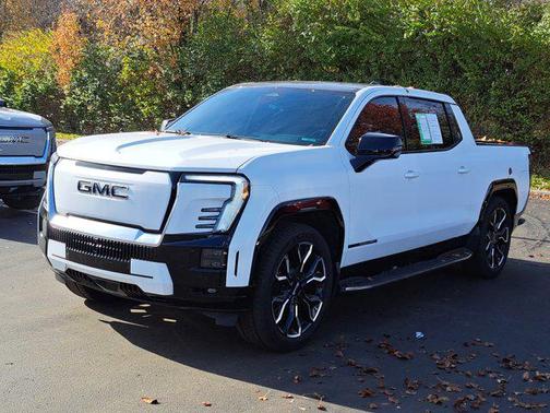 2024 GMC Sierra EV Denali Edition 1
