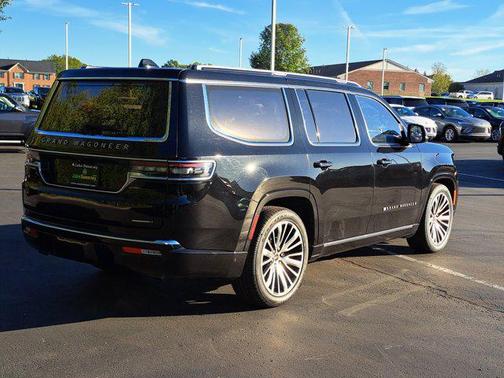 2022 Jeep Grand Wagoneer Series III 4x4