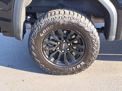 2023 GMC Sierra 1500 AT4X
